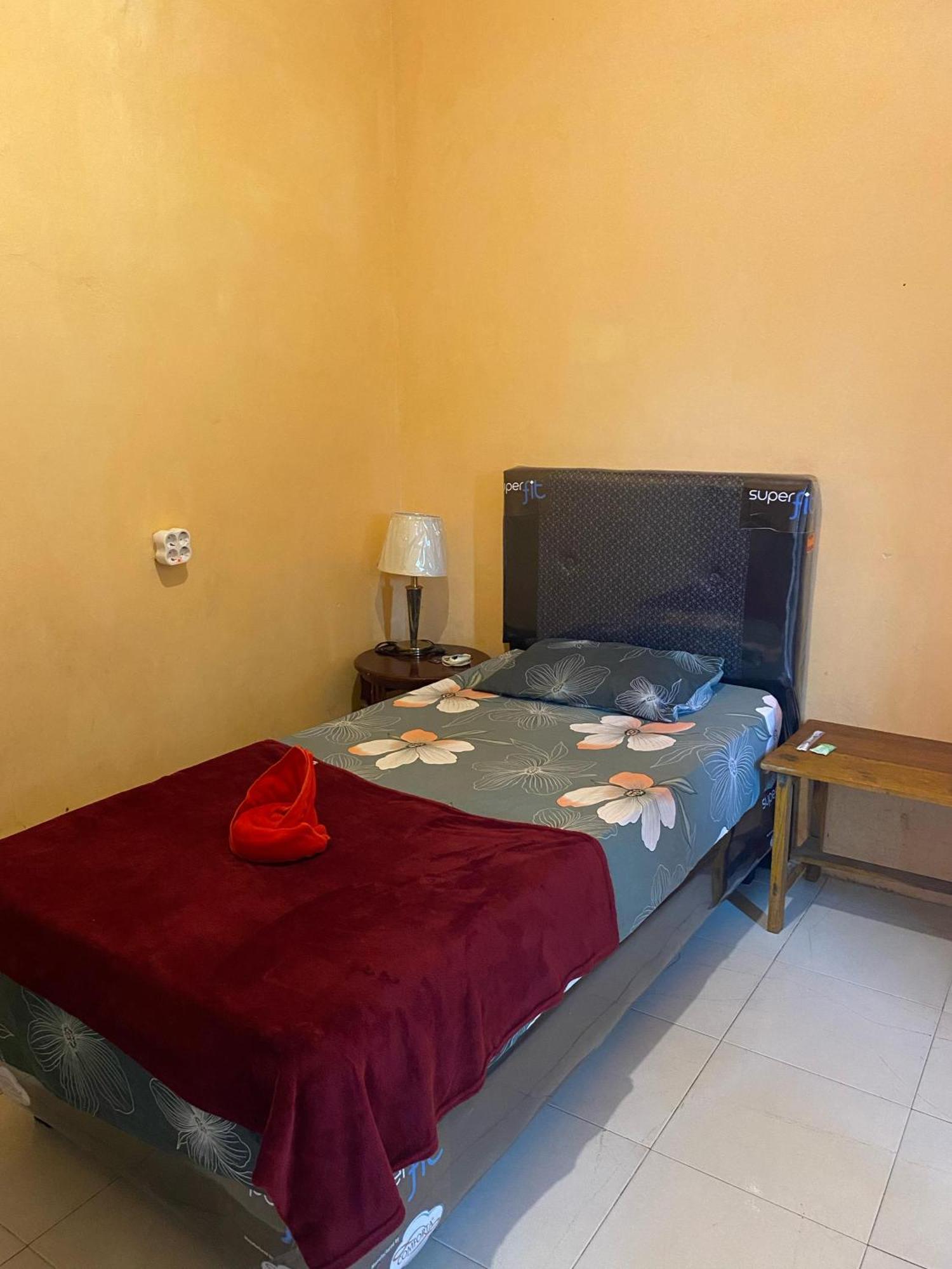 Harry & Mimin Homestay Gorontalo Exteriér fotografie
