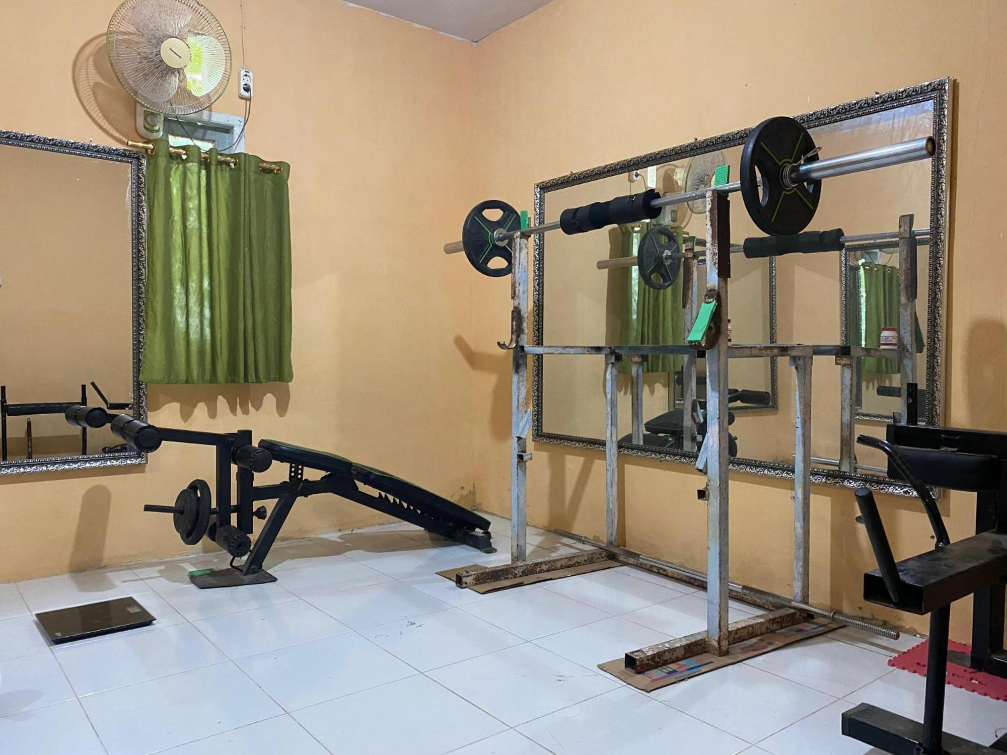 Harry & Mimin Homestay Gorontalo Exteriér fotografie