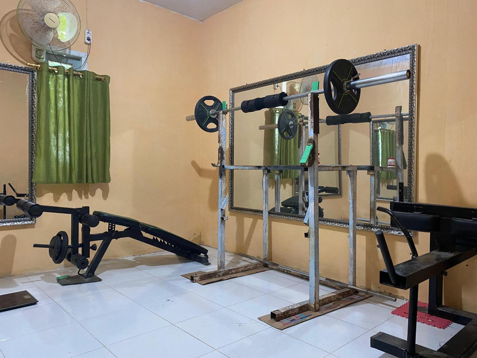 Harry & Mimin Homestay Gorontalo Exteriér fotografie