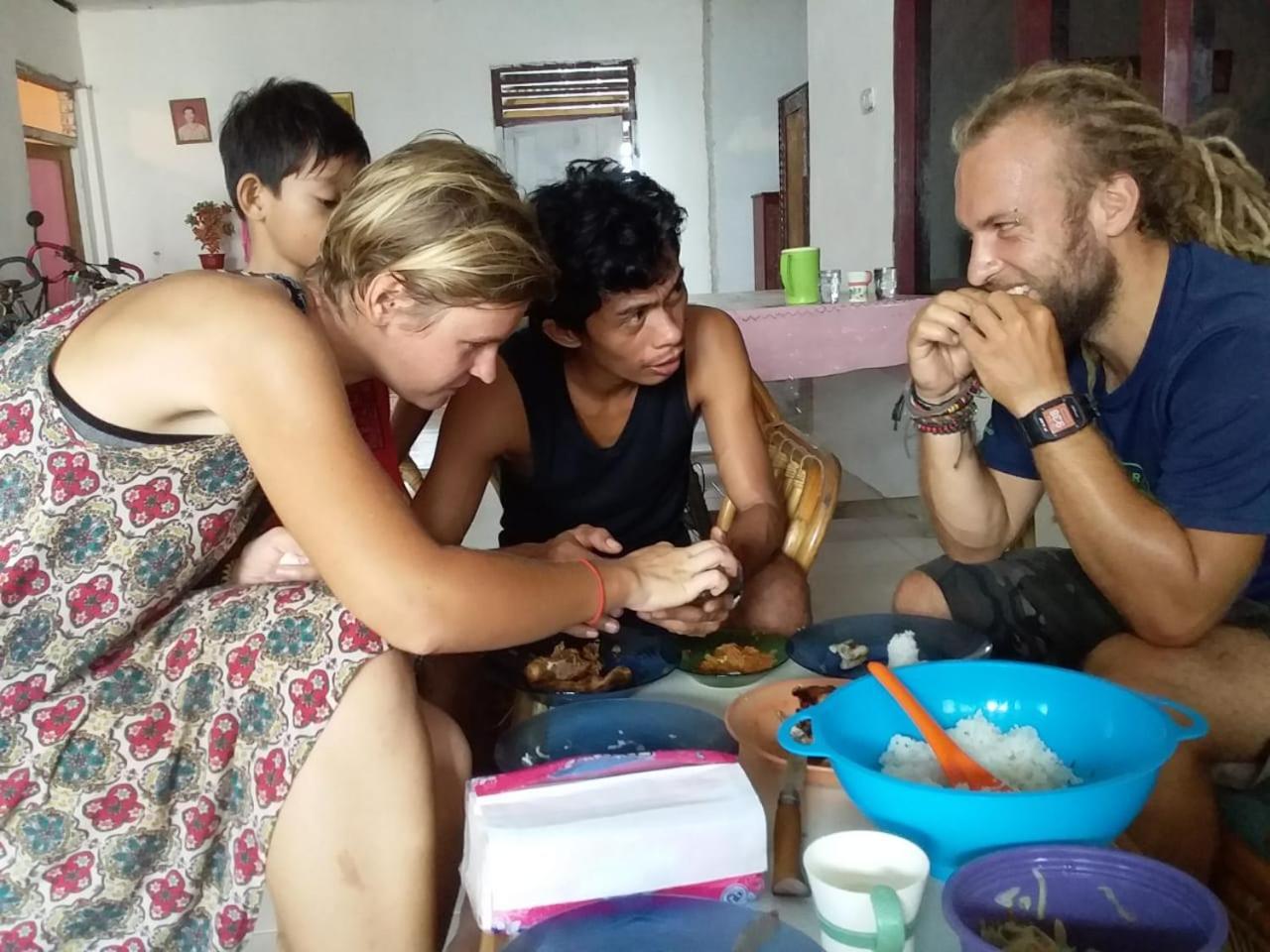 Harry & Mimin Homestay Gorontalo Exteriér fotografie